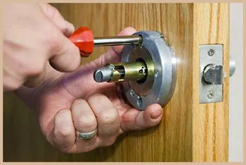 Elite Locksmith Services Raynham, MA 508-319-1483 - 6-locks-replace